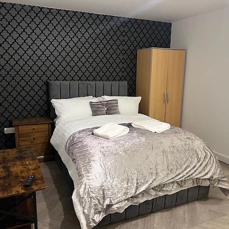Studio Apartment Manchester Extérieur photo