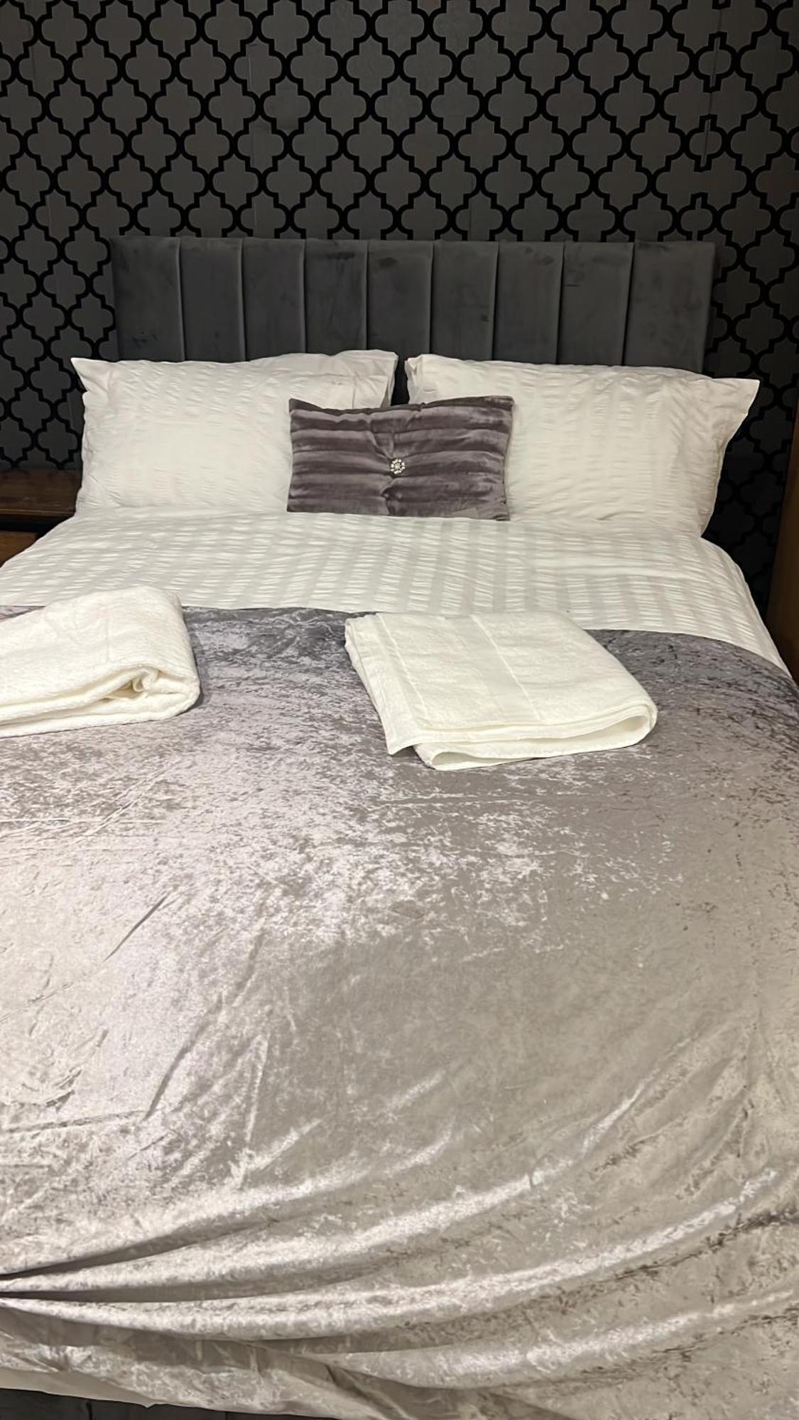 Studio Apartment Manchester Extérieur photo